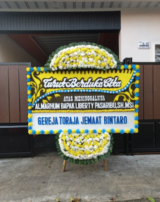 Papan Bunga Duka di Weda Timur